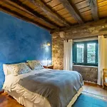 La Casona De *