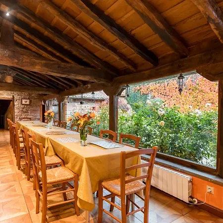 La Casona De *