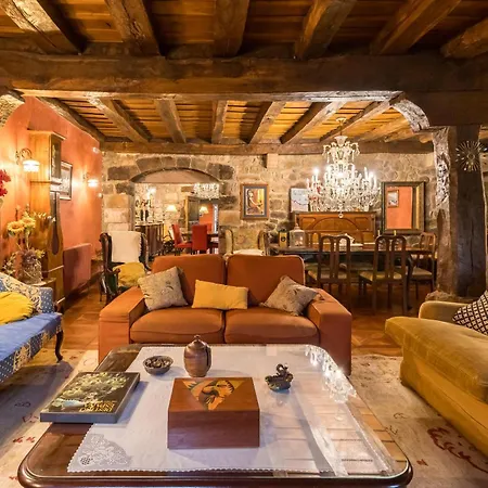 La Casona De